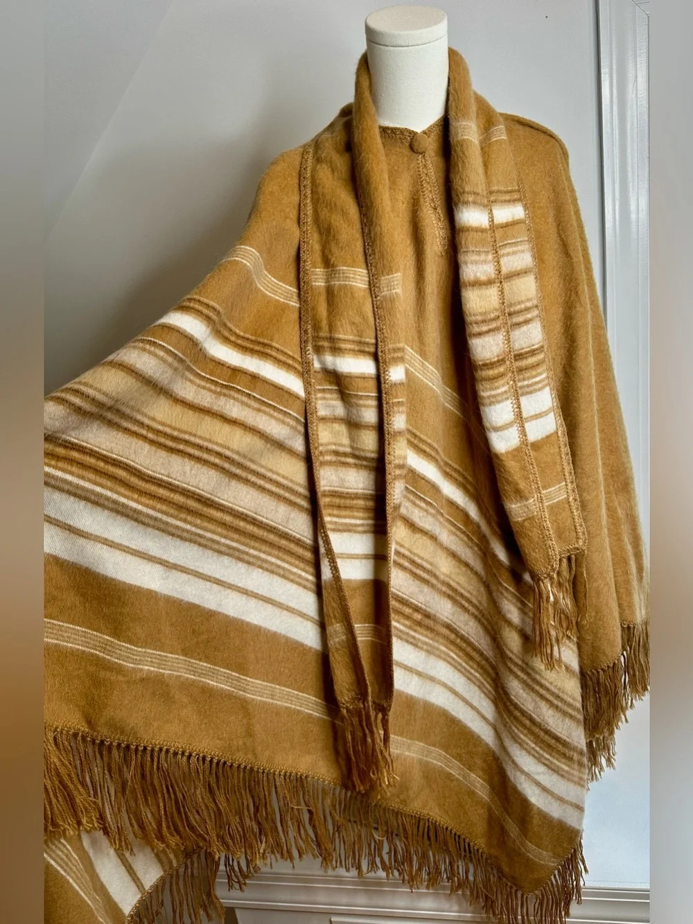 Vintage Alpaca Camargo Peru Poncho Cape + Scarf